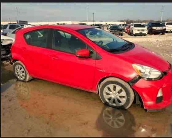 Toyota Prius C c 2014 თბილისი