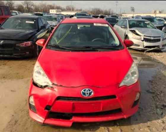 Toyota Prius C c 2014 თბილისი