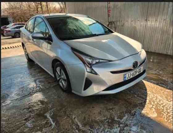 Toyota Prius 2018 თბილისი