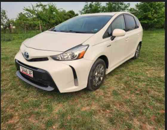 Toyota Prius V 2015 თბილისი