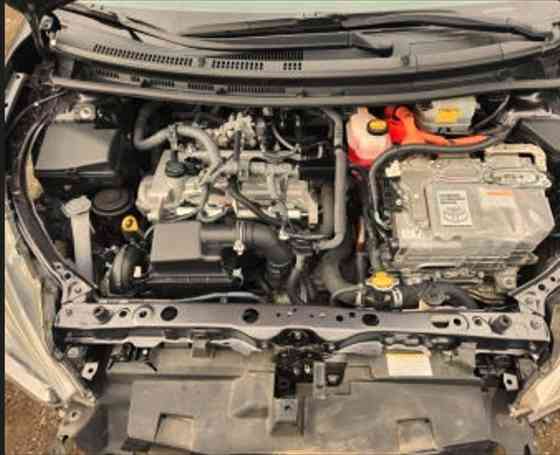 Toyota Prius C C 2015 თბილისი