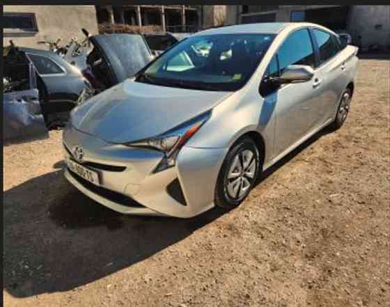 Toyota Prius 2016 თბილისი