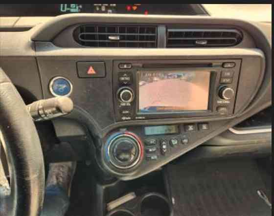 Toyota Prius C 2014 თბილისი
