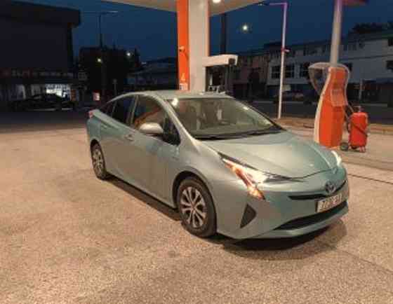 Toyota Prius 2016 თბილისი