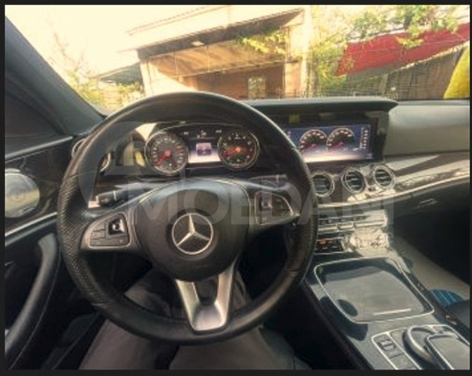 Mercedes-Benz E 300 2018 თბილისი - photo 12
