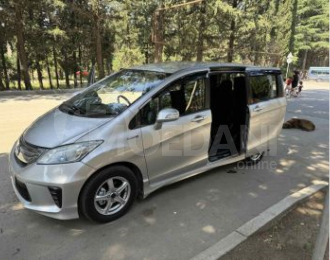 Honda Freed 2014 Тбилиси - изображение 9