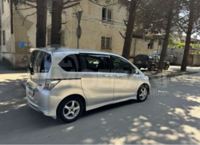 Honda Freed 2014 Тбилиси - изображение 2