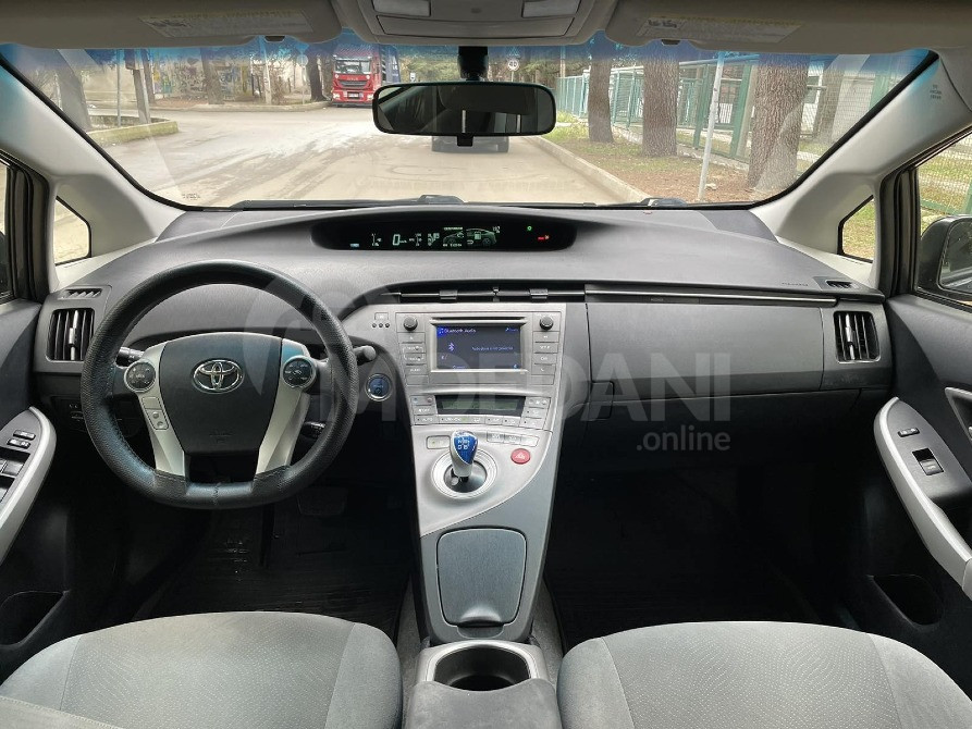 Toyota Prius 1.8L 2012 Тбилиси - изображение 3