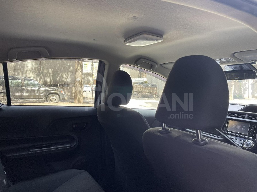 Toyota Aqua 1.5L 2017 Тбилиси - изображение 4