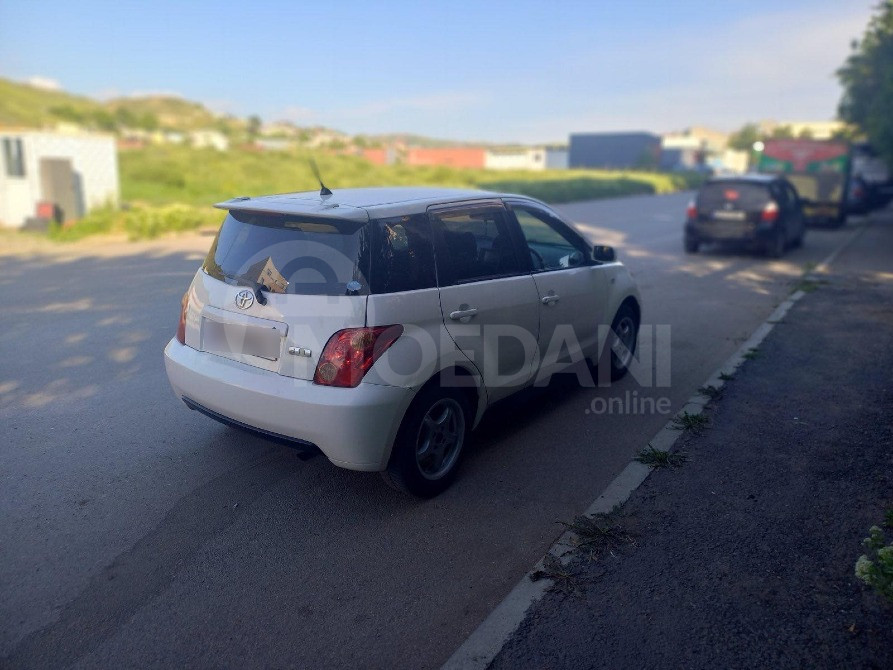 Toyota Ist 1.3L 2004 Тбилиси - изображение 4