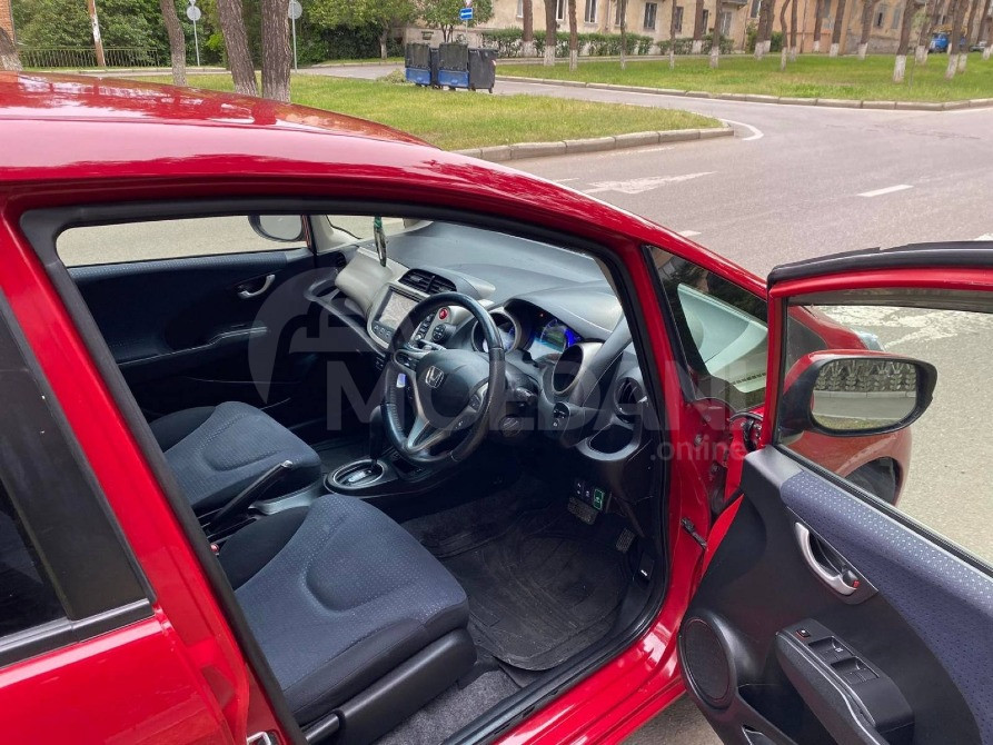 Honda Fit 2011 Тбилиси - изображение 6