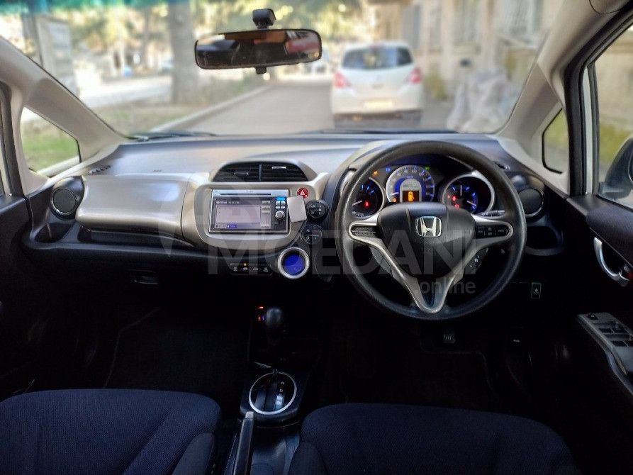 Honda Fit 2011 Тбилиси - изображение 5