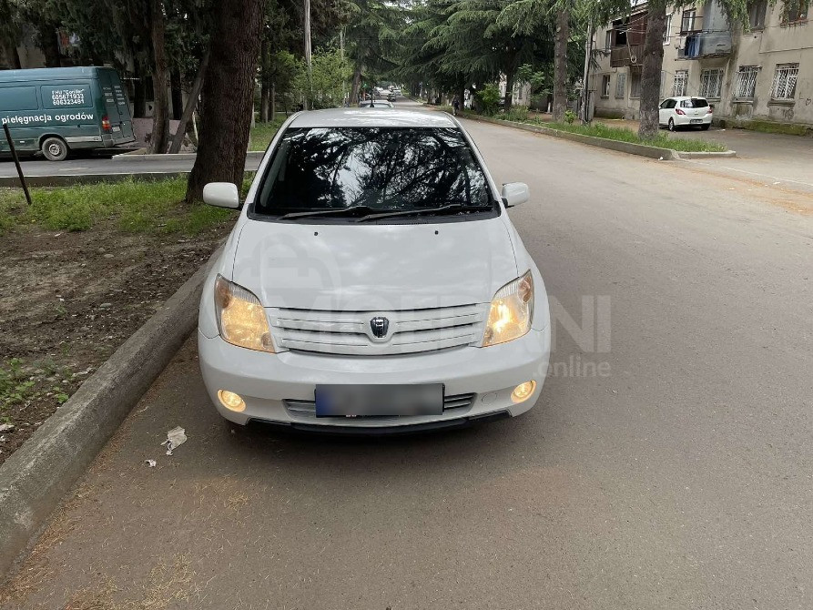 Toyota Ist 1.3L 2006 Тбилиси - изображение 5
