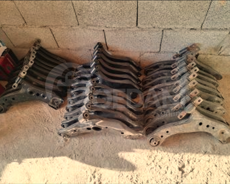 Guitar (guitar) Toyota Camry 2005-2024 Tbilisi - photo 1