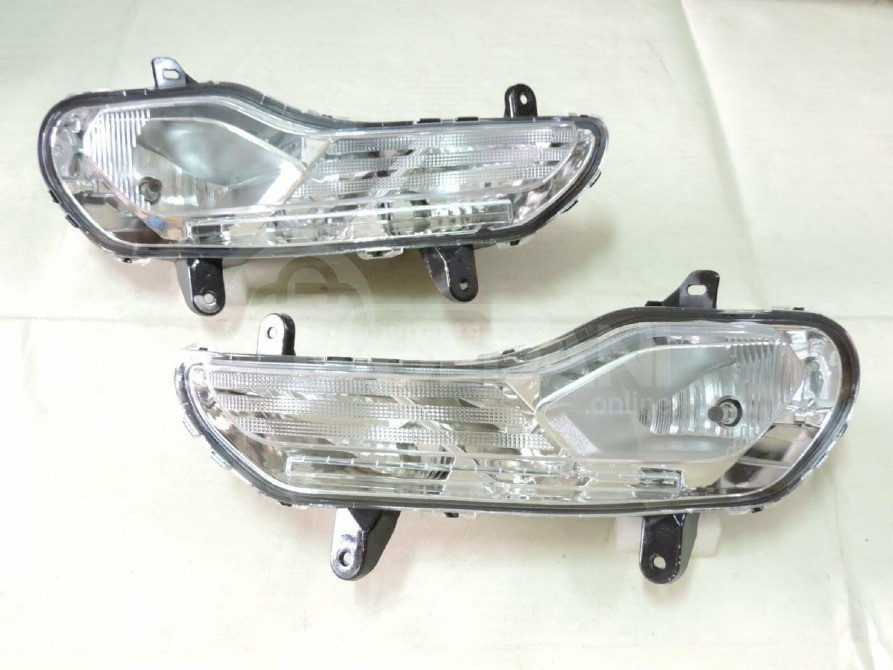 Sanisle Fari Tumanik (right Tbilisi - photo 1