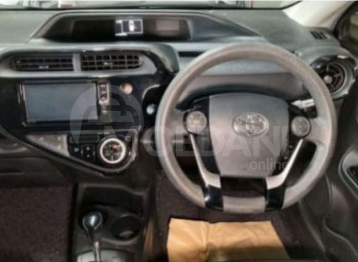 Toyota Aqua 1.5L 2018 Тбилиси - изображение 4