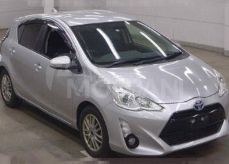 Toyota Aqua 1.5L 2016 Тбилиси - изображение 1