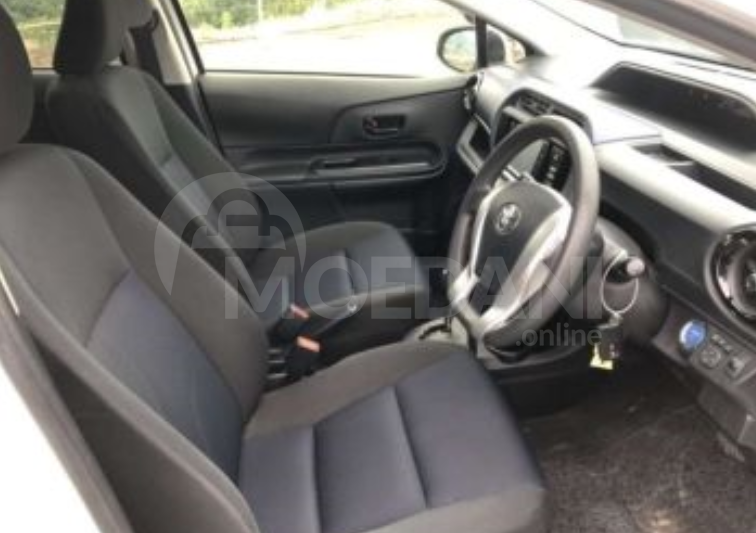 Toyota Aqua 1.5L 2017 Тбилиси - изображение 2