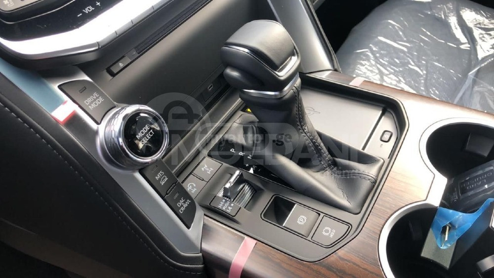 Toyota Land Cruiser 3.5L 2024 Тбилиси - изображение 13