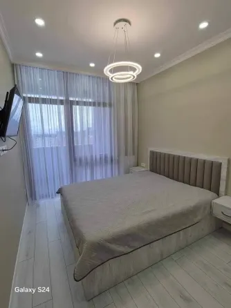 ქირავდება 3 ოთახიანი ბინა 60მ² 28/35 სართ თბილისი