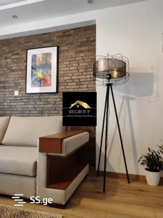 ქირავდება 3 ოთახიანი ბინა 100მ² 3/8 სართ თბილისი