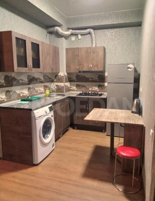 Сдам 3-комн. квартиру на сутки в Тбилиси  64м² 4/9 эт. Тбилиси - изображение 7