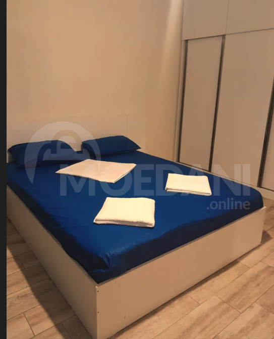 Сдам 2-комн. квартиру на сутки в Тбилиси  60м² 5/9 эт. Тбилиси - изображение 2