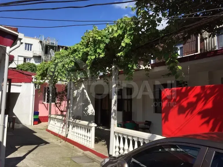 Сдам 7+-комн. квартиру на сутки в Батуми  60м² 1/1 эт. Батуми - изображение 3