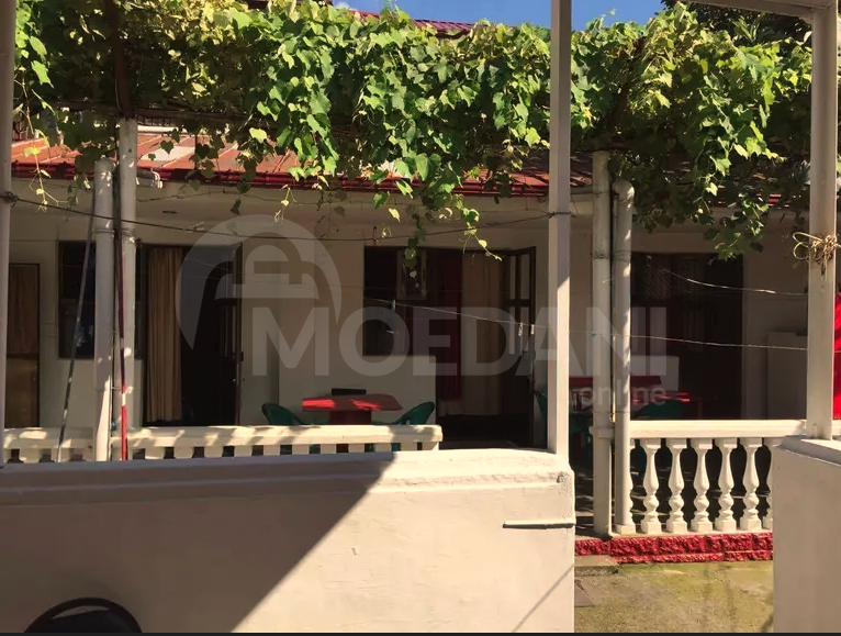 Сдам 7+-комн. квартиру на сутки в Батуми  60м² 1/1 эт. Батуми - изображение 4