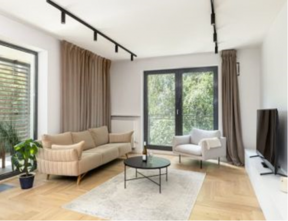 ქირავდება 3 ოთახიანი ბინა 130მ² 4/15 სართ თბილისი