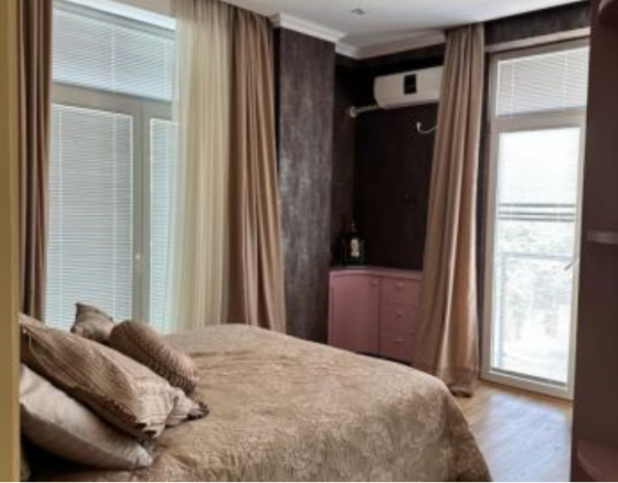 ქირავდება 3 ოთახიანი ბინა 110მ² 3/7 სართ თბილისი