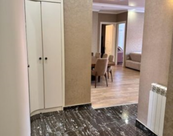 ქირავდება 3 ოთახიანი ბინა 110მ² 3/7 სართ თბილისი