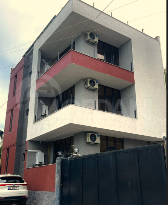 Сдам 7+-комн. квартиру на сутки в Батуми  400м² 1/4 эт. Батуми - изображение 1