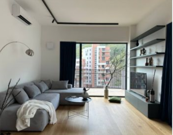 ქირავდება 3 ოთახიანი ბინა 150მ² 4/5 სართ თბილისი