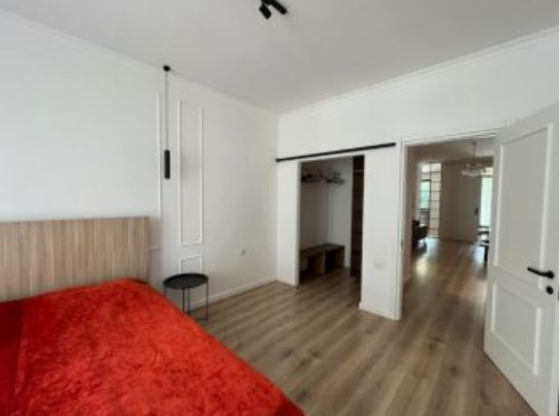 ქირავდება 3 ოთახიანი ბინა 116მ² 6/6 სართ თბილისი