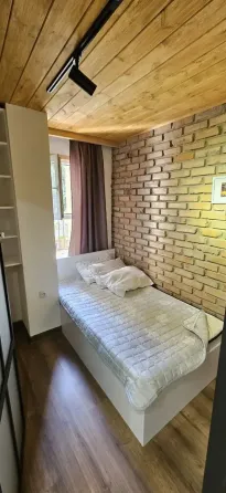 ქირავდება 3 ოთახიანი ბინა 65მ² 3/8 სართ თბილისი