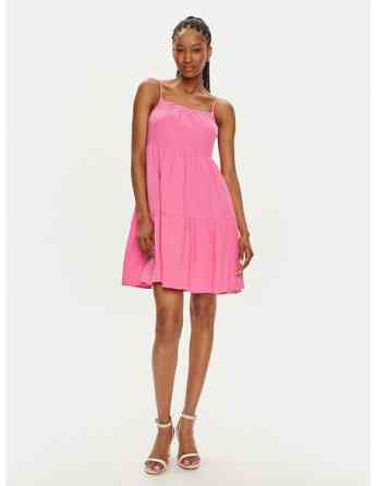 Only - Onlthyra Life Short Strap Dress WVN Strawberry Tbilisi