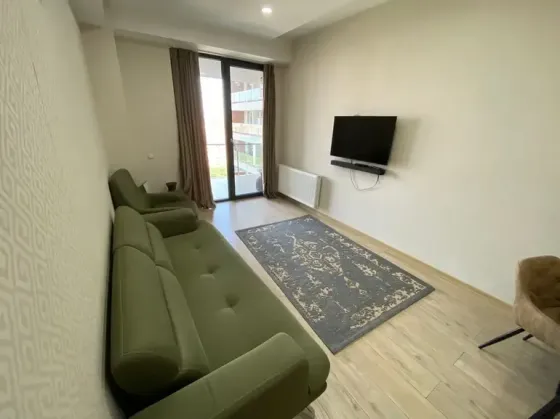 ქირავდება 2 ოთახიანი ბინა 63მ² 10/22 სართ თბილისი