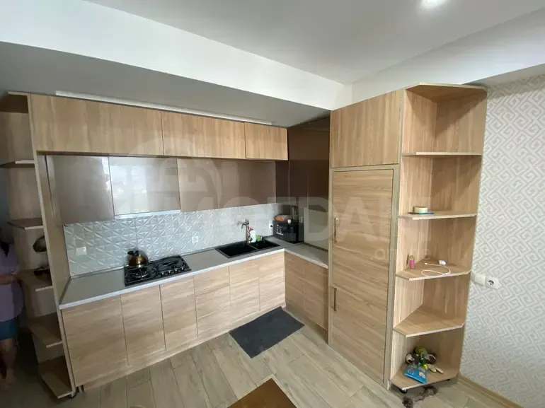 ქირავდება 2 ოთახიანი ბინა 63მ² 10/22 სართ თბილისი - photo 3