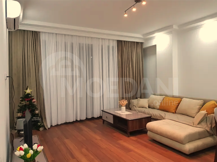 Сдам 2-комн. квартиру на сутки в Тбилиси  65м² 8/12 эт. Тбилиси - изображение 1