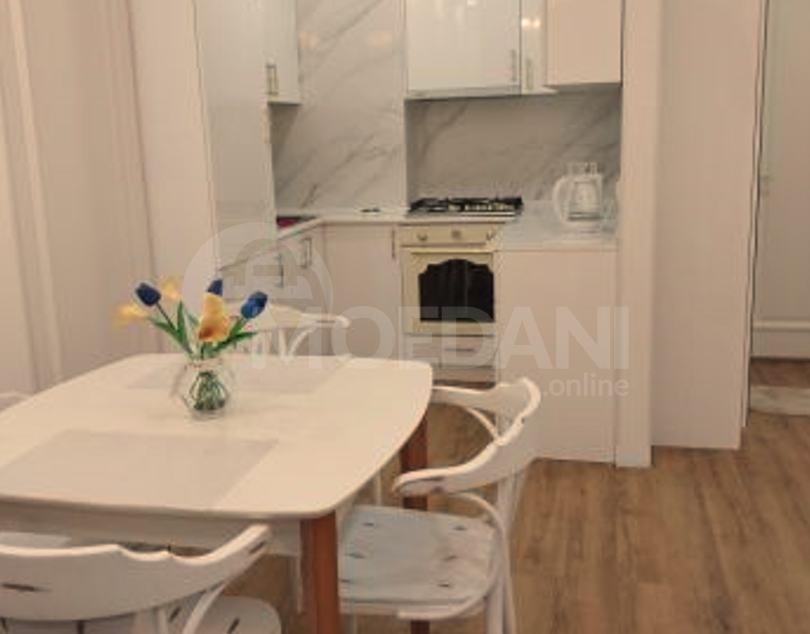 Сдам 2-комн. квартиру на сутки в Тбилиси  60м² 7/14 эт. Тбилиси - изображение 4