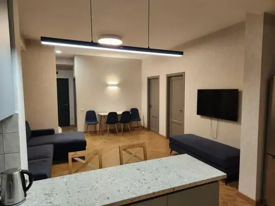 ქირავდება 3 ოთახიანი ბინა 86მ² 4/12 სართ თბილისი