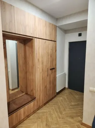 ქირავდება 3 ოთახიანი ბინა 86მ² 4/12 სართ თბილისი