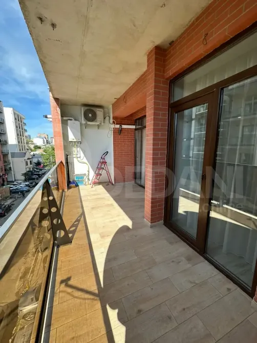 ქირავდება 3 ოთახიანი ბინა 135მ² 4/6 სართ თბილისი - photo 10