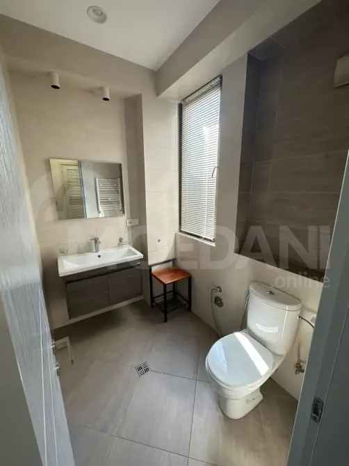 ქირავდება 3 ოთახიანი ბინა 135მ² 4/6 სართ თბილისი - photo 8