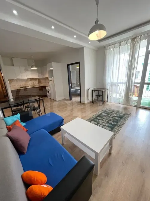 ქირავდება 2 ოთახიანი ბინა 60მ² 12/21 სართ თბილისი - photo 1