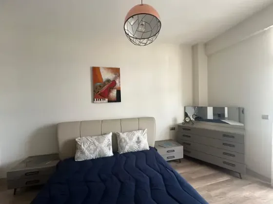 ქირავდება 2 ოთახიანი ბინა 77მ² 14/18 სართ თბილისი