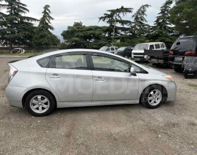 Toyota Prius 1.8L 2014 თბილისი - photo 4