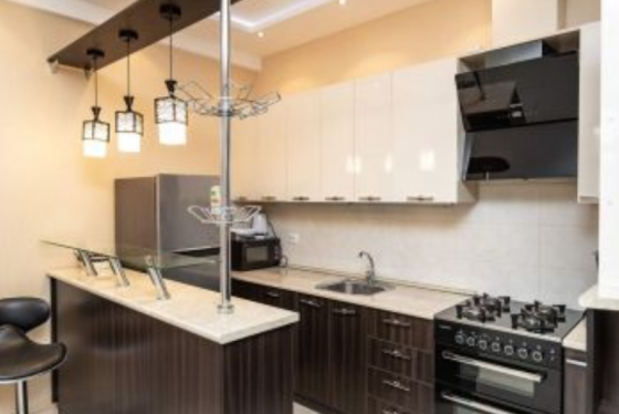 ქირავდება 3 ოთახიანი ბინა 75მ² 3/7 სართ თბილისი