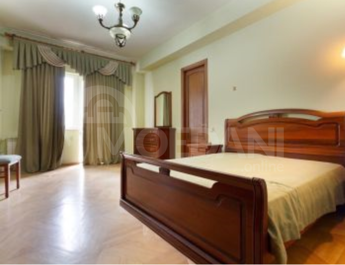 ქირავდება 4 ოთახიანი ბინა 220მ² 5/8 სართ თბილისი - photo 2